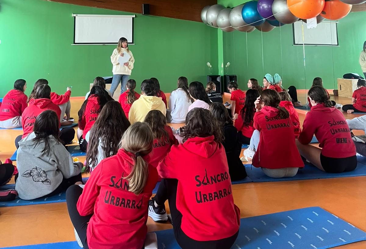 Nutrizionistaren bisita gaurko entrenamenduan.